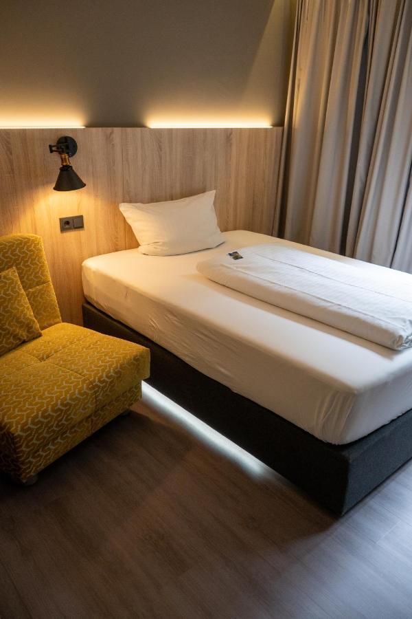 וויטן Hotel Haus Hohenstein מראה חיצוני תמונה